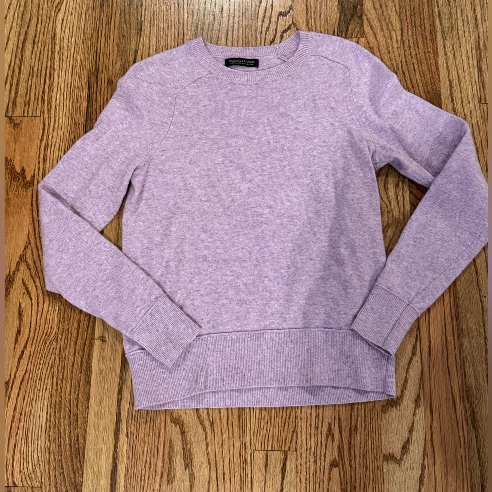 Banana Republic Lavender sweater